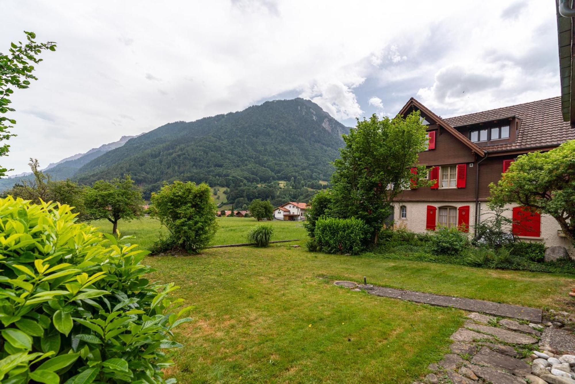 Jungfrau-view Apartment, Terrace & Free Parking Wilderswil