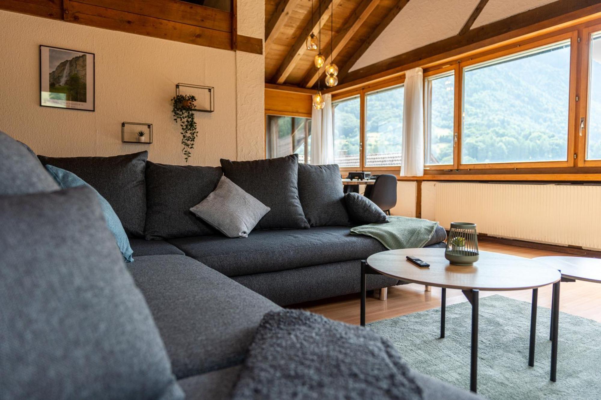 Apartment Jungfrau-view Apartment, Terrace & Free Parking